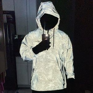 Meet your Posher, Frodel